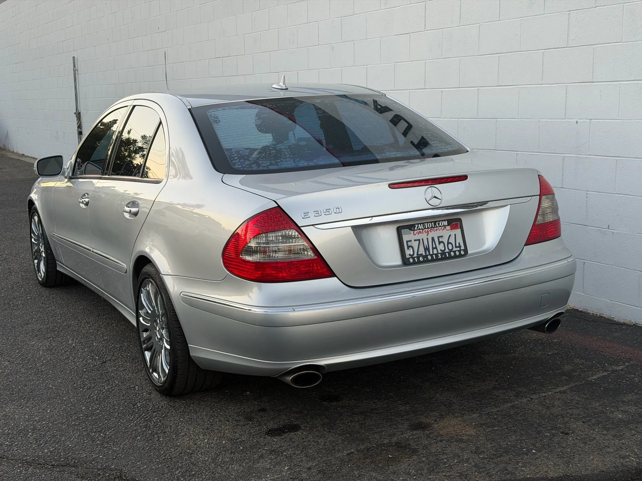 Used 2007 Mercedes-Benz E 350 Sedan image 4