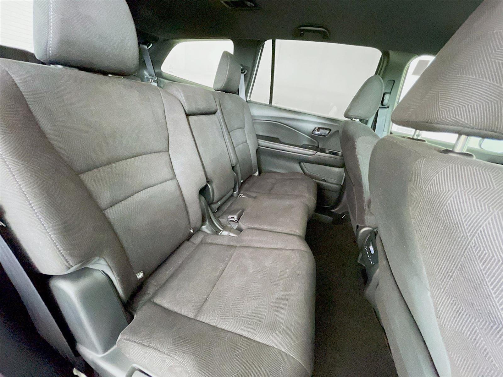 Used 2022 Honda Pilot Sport image 33
