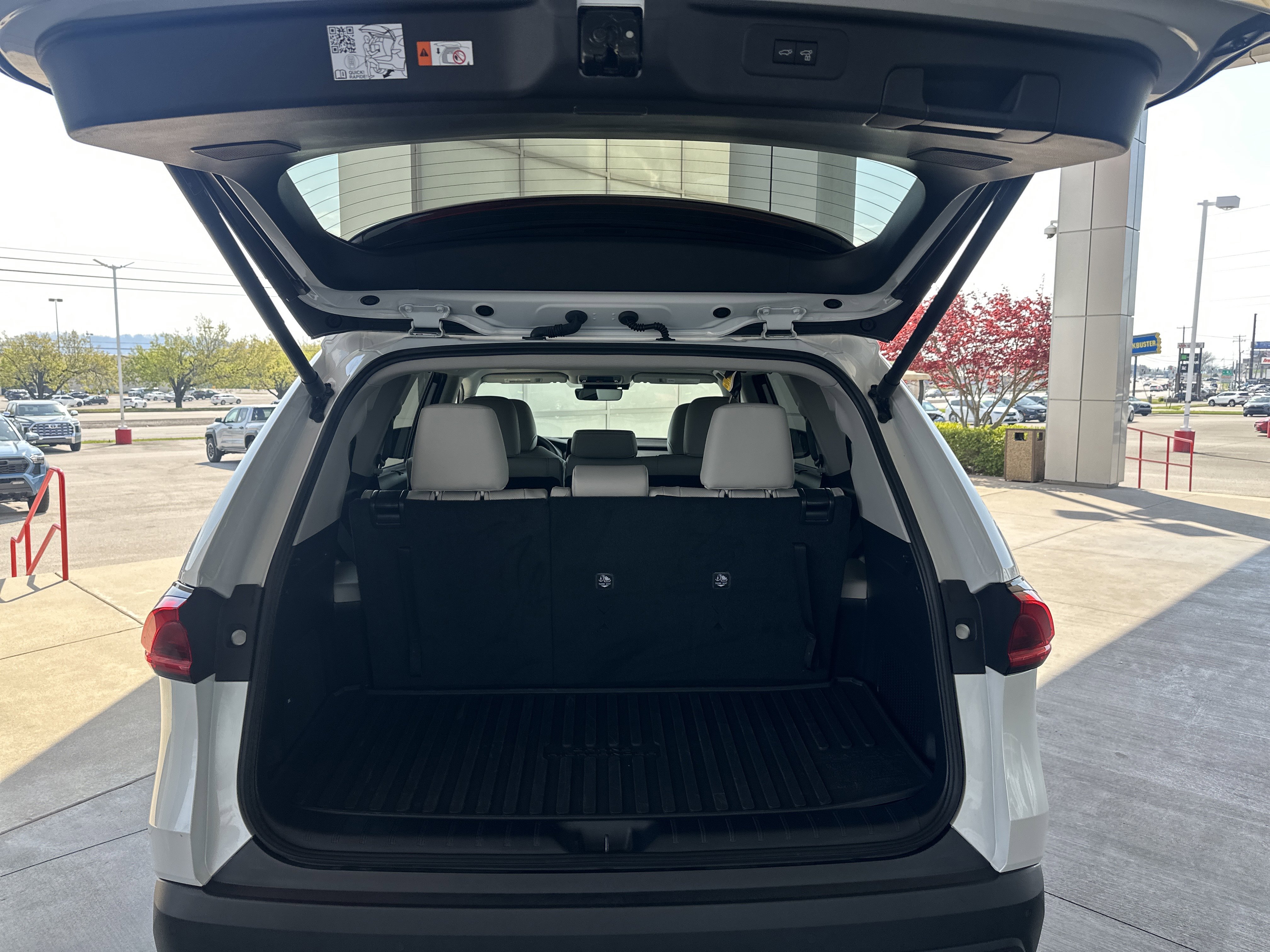 Certified 2024 Toyota Grand Highlander Limited image 17