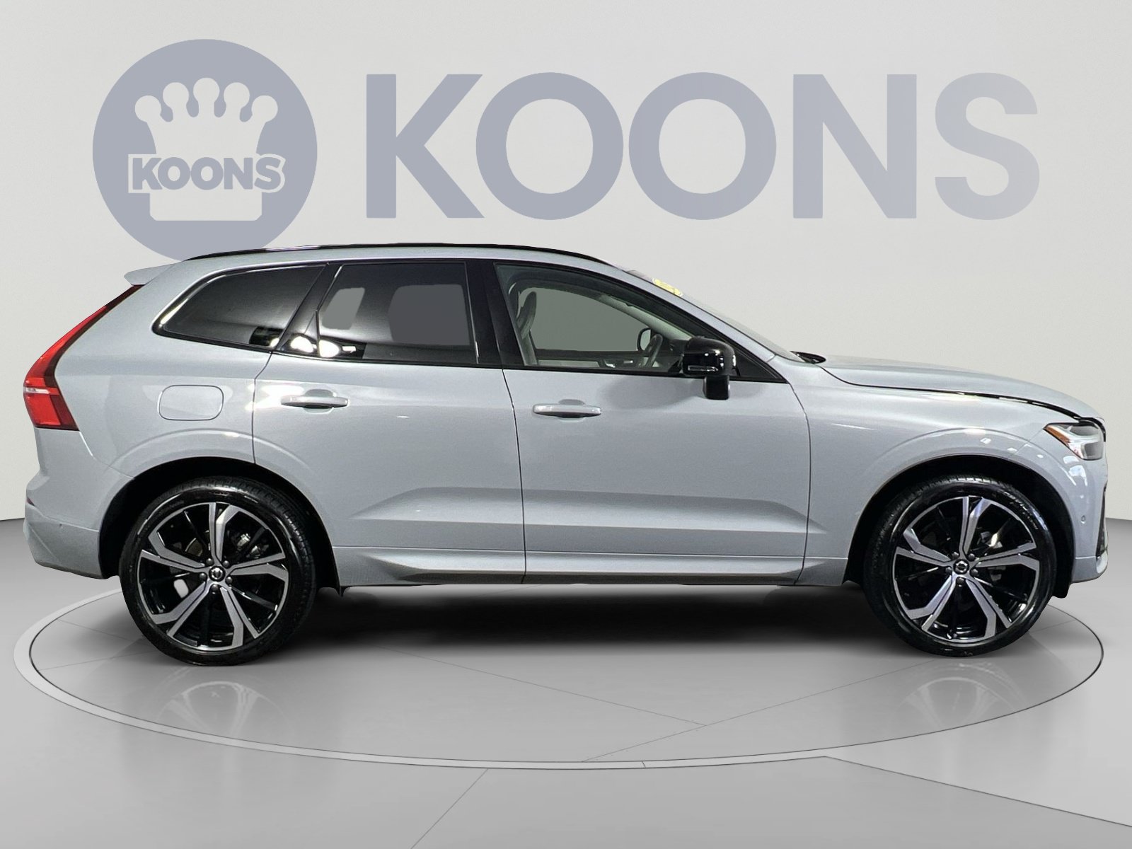 Used 2025 Volvo XC60 B5 Ultra w/ Protection Package Premier AWD/4WD image 8