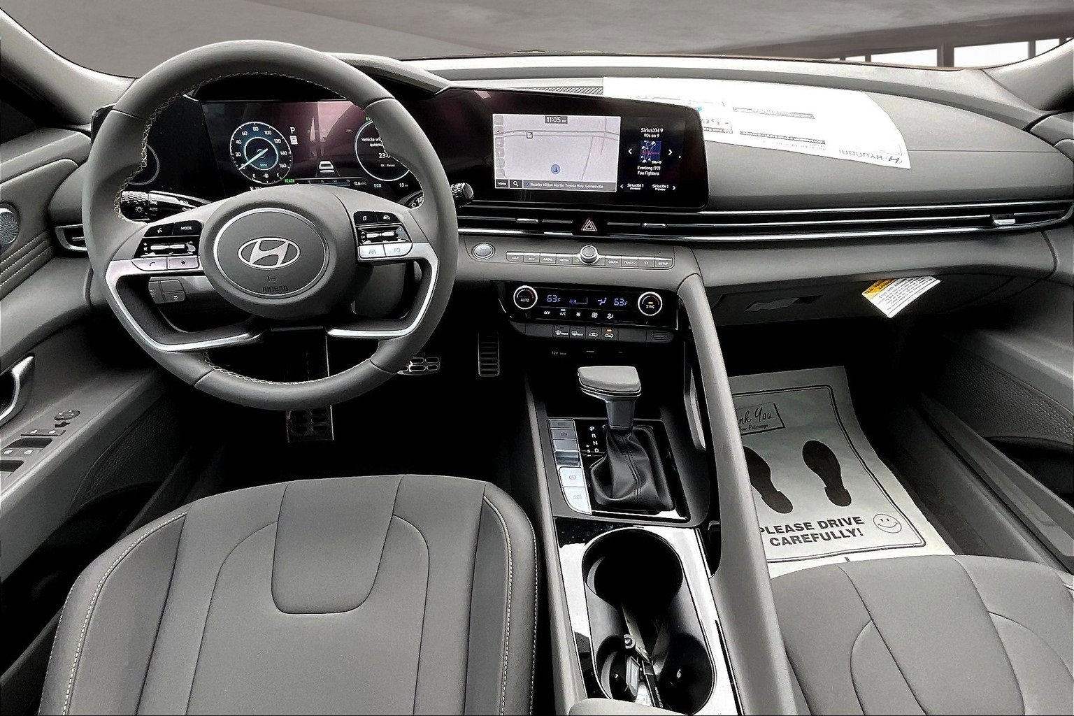 New 2025 Hyundai Elantra SEL image 5