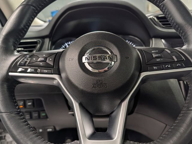 Used 2017 Nissan Rogue SL w/ SL Premium Package image 20