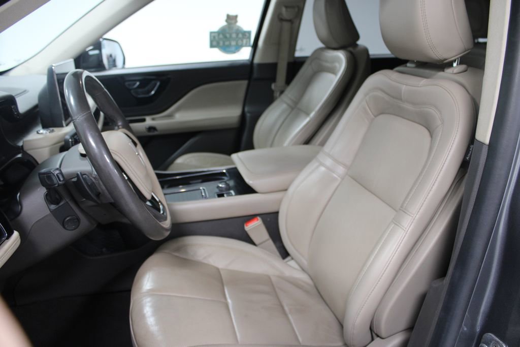 Used 2022 Lincoln Aviator Reserve image 23