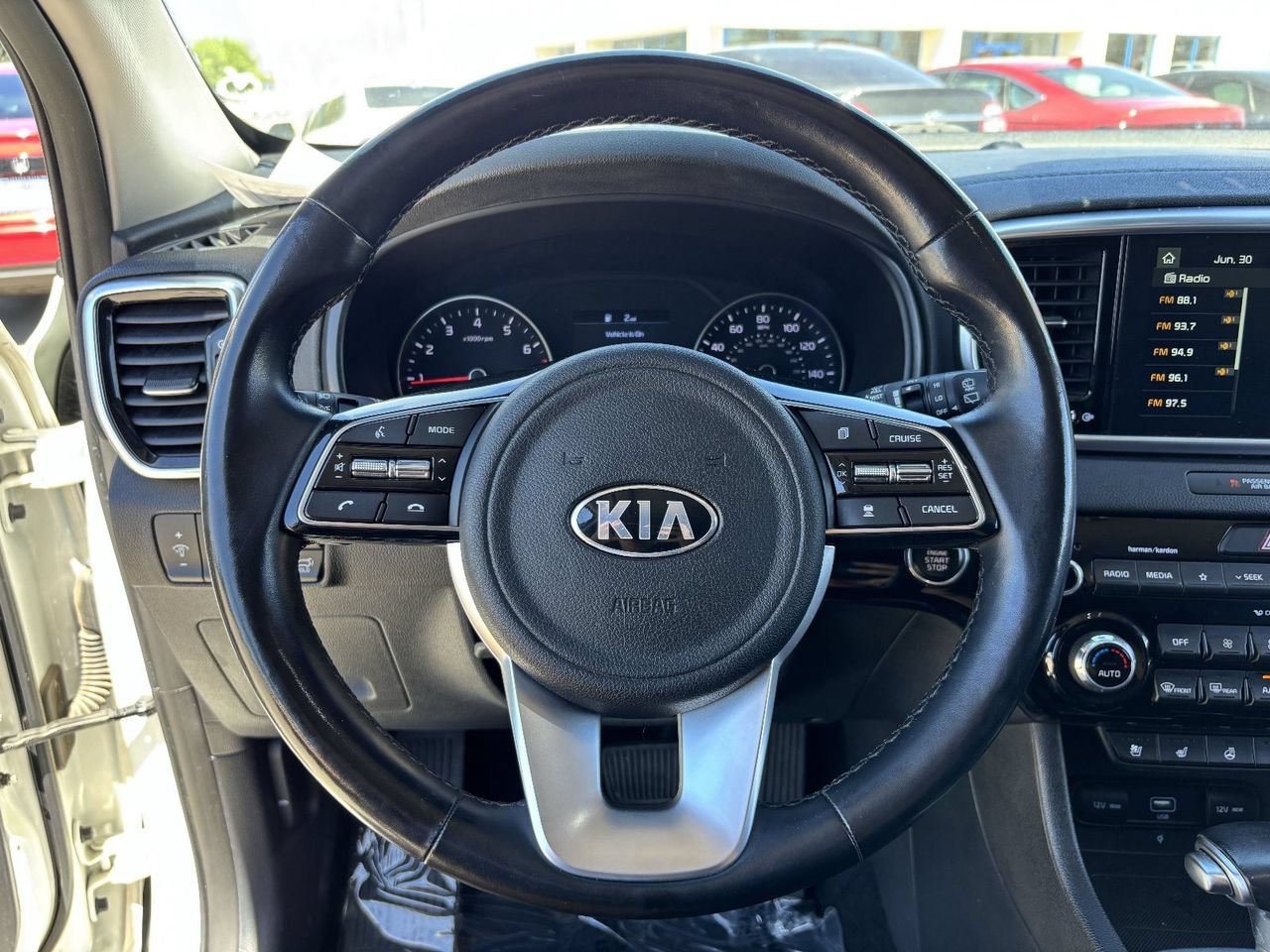 Used 2021 Kia Sportage EX w/ EX Technology Package FWD image 27