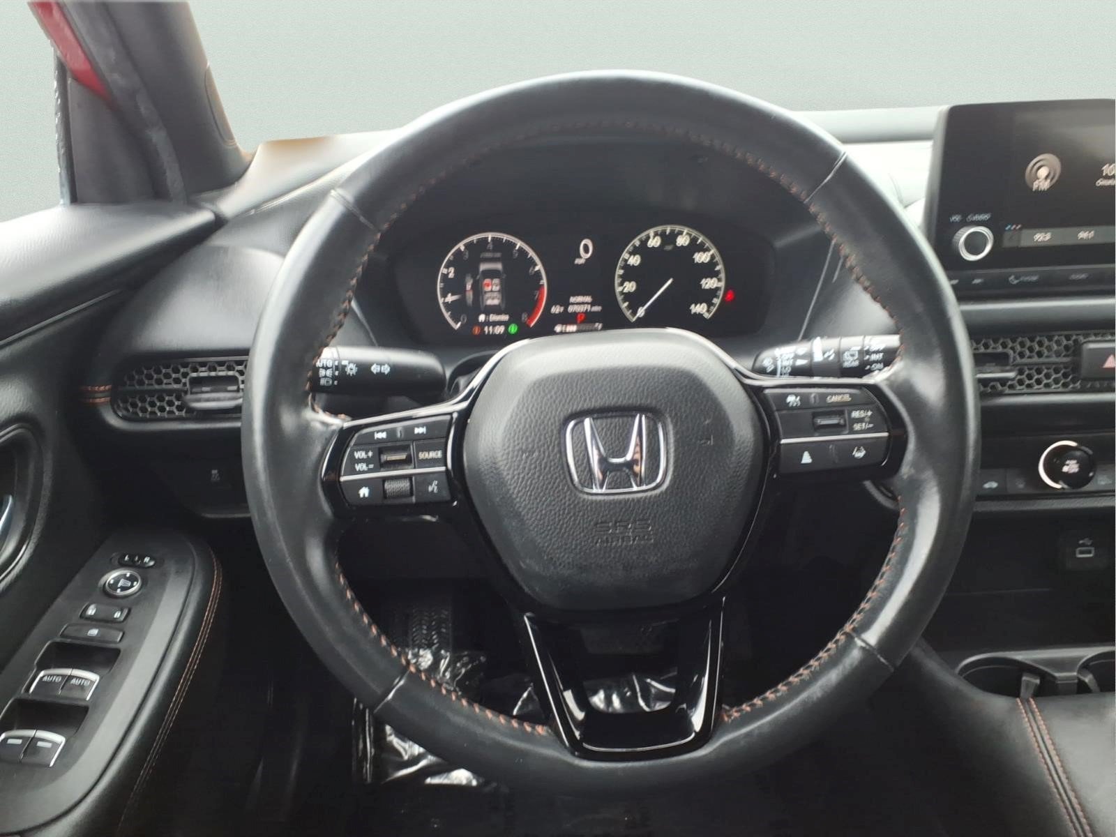 Used 2023 Honda HR-V Sport image 14