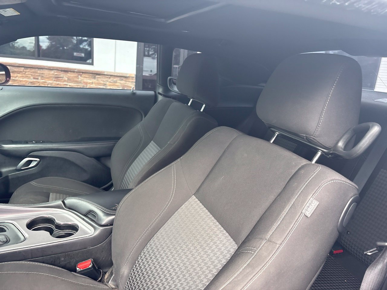 Used 2020 Dodge Challenger SXT RWD image 3