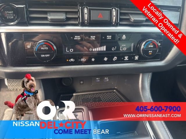 Used 2025 Nissan Pathfinder SL image 24