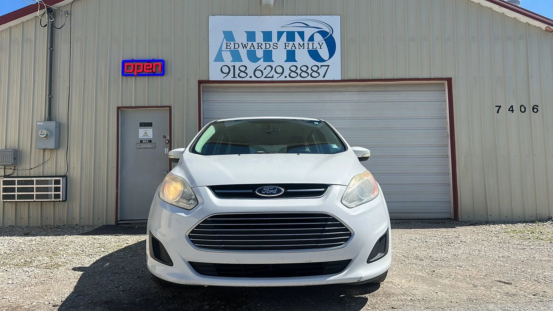 Used 2015 Ford C-MAX SE w/ Interior Protection Package image 4
