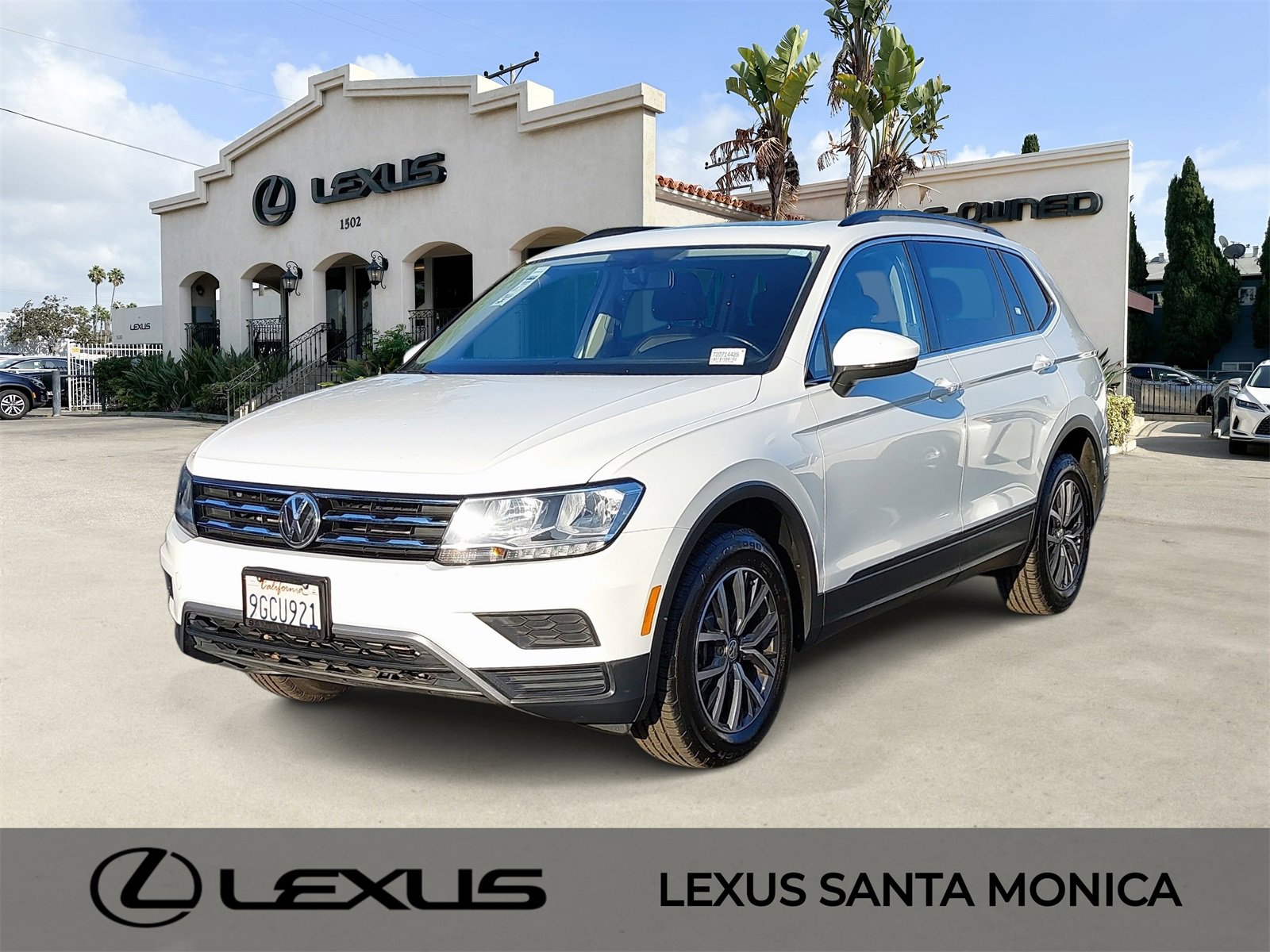 Used 2019 Volkswagen Tiguan SE w/ Panoramic Sunroof Package