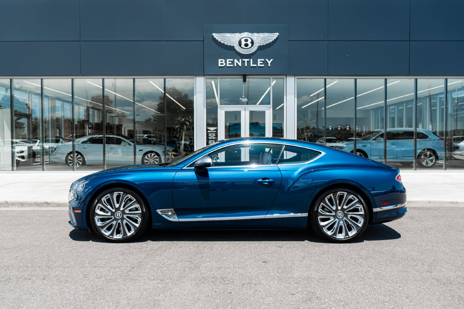 Certified 2023 Bentley Continental GT Mulliner AWD/4WD image 5