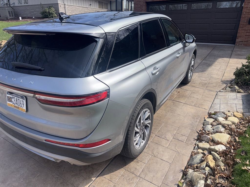 Certified 2023 Lincoln Corsair Standard w/ Equipment Group 101A image 6