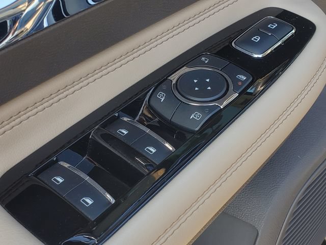 Certified 2022 Lincoln Corsair Reserve w/ Equipment Group 201A AWD/4WD image 7