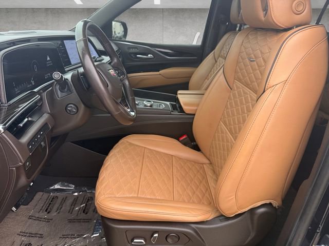 Used 2023 Cadillac Escalade ESV Premium Luxury AWD/4WD image 19