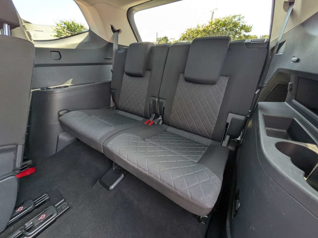 Used 2021 Volkswagen Atlas S FWD image 19