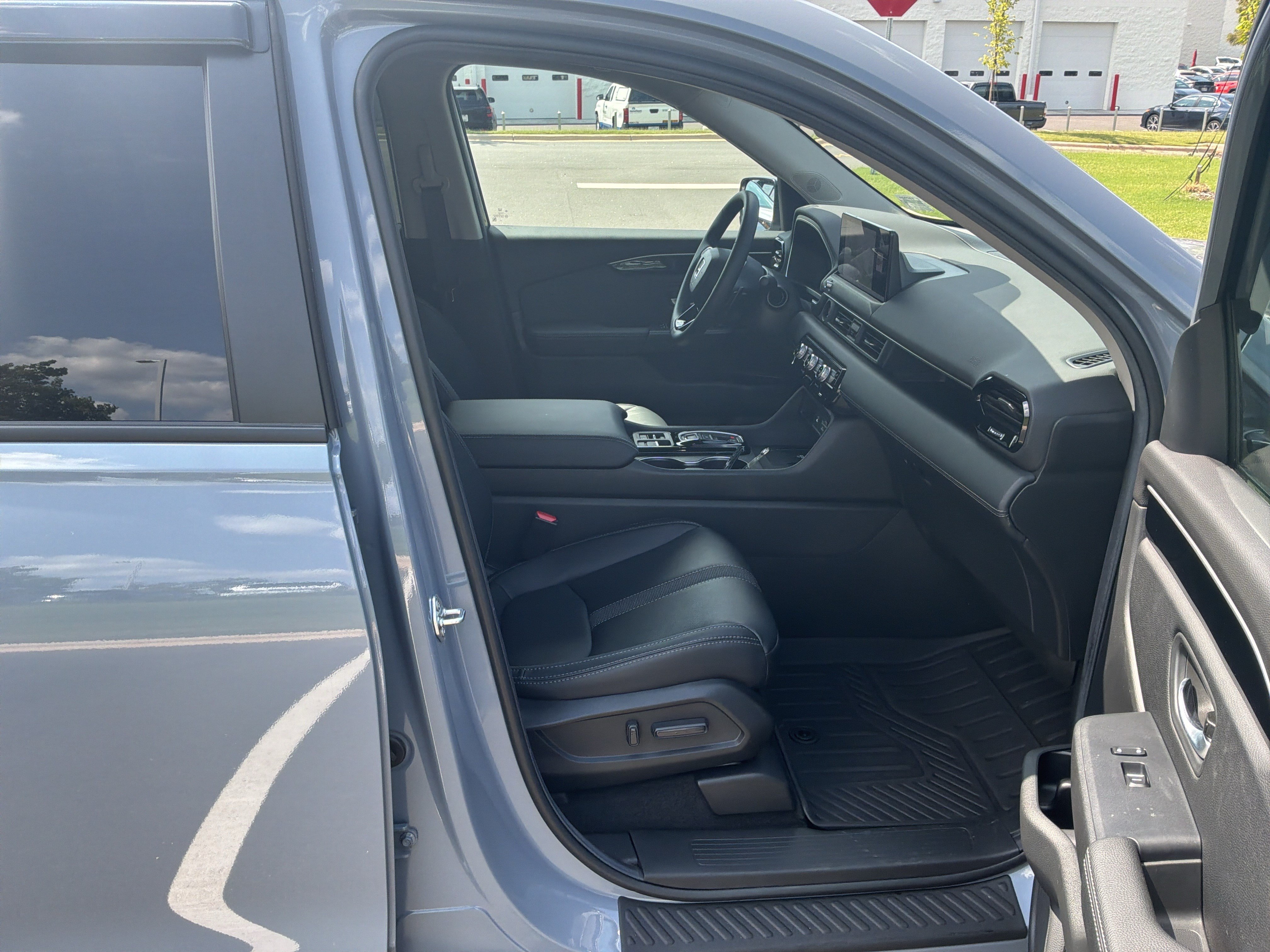 Used 2026 Honda Pilot EX-L image 33
