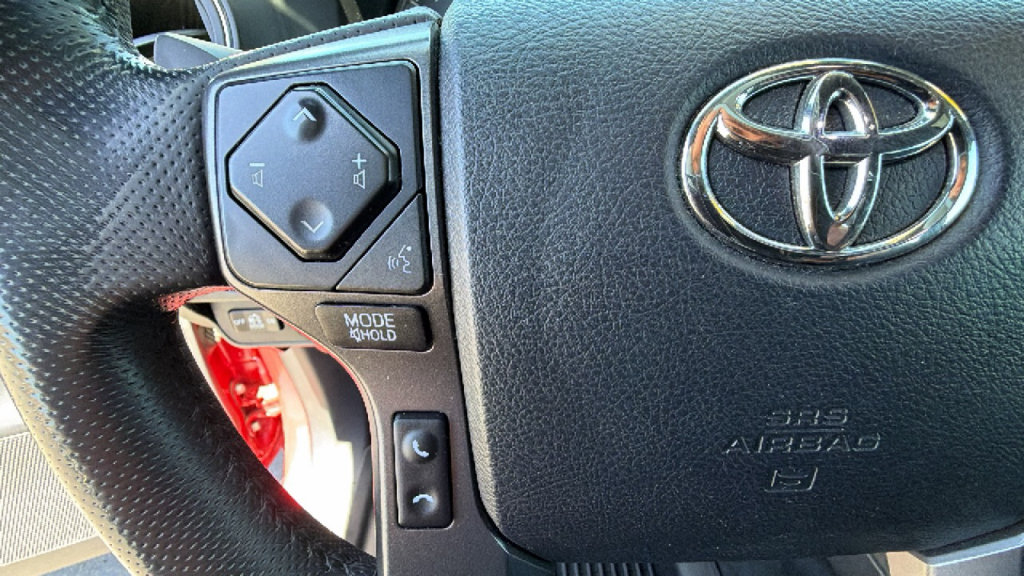 Certified 2018 Toyota Tacoma TRD Off-Road w/ Technology Package AWD/4WD image 19