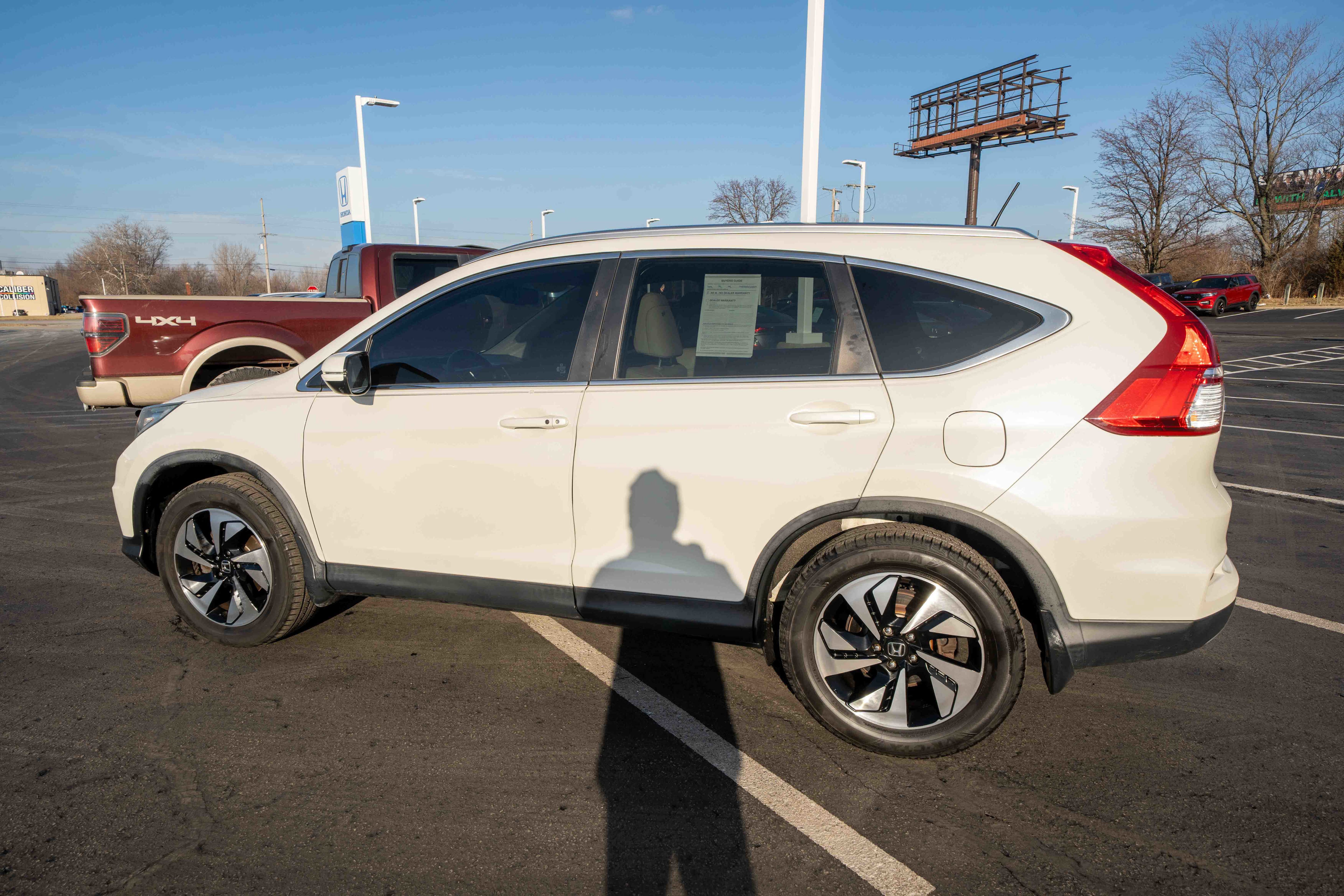 Used 2015 Honda CR-V Touring image 4
