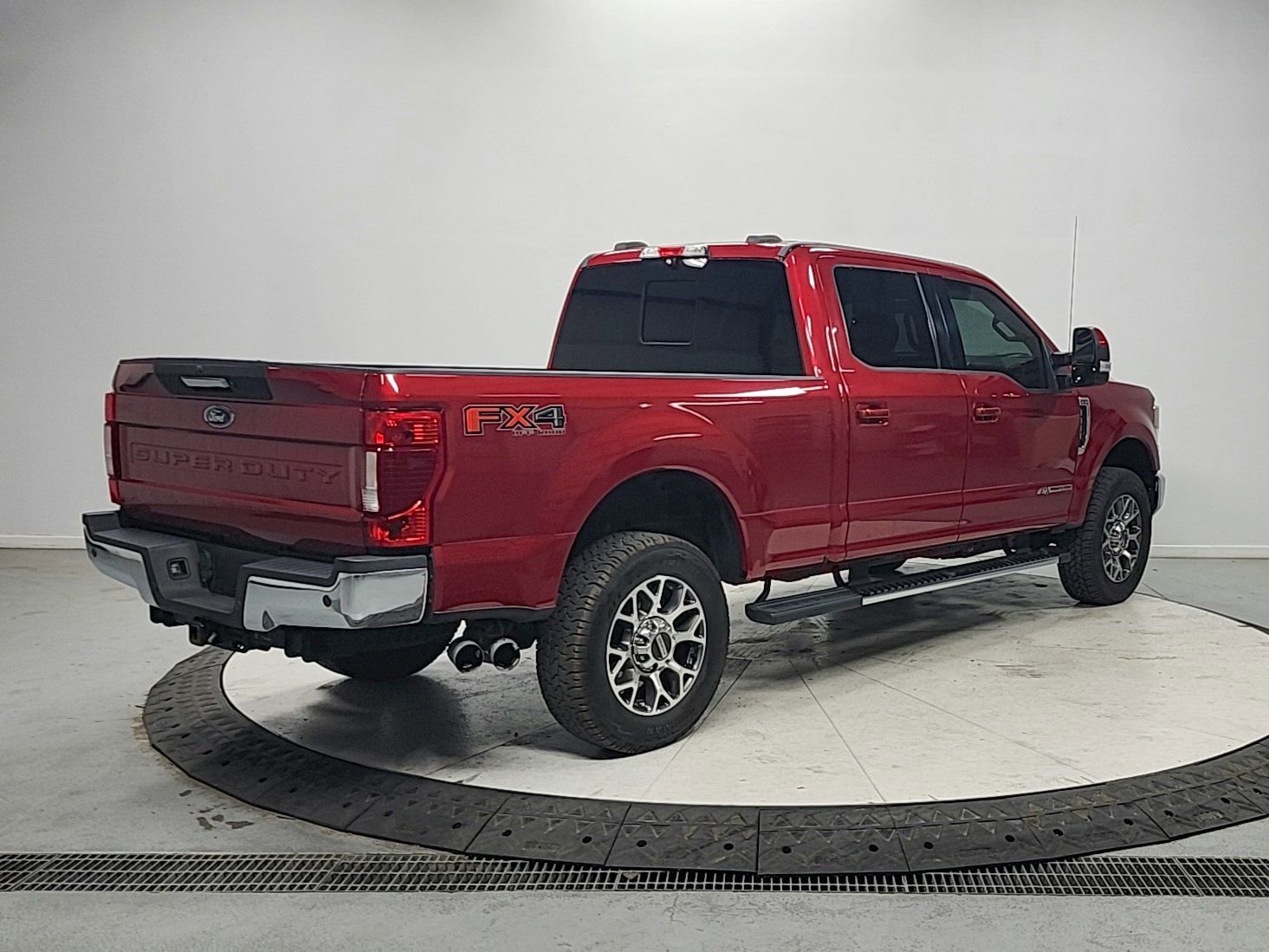 Used 2021 Ford F250 Lariat w/ FX4 Off-Road Package image 7