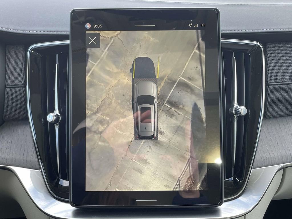 Used 2026 Volvo XC90 B6 Ultra w/ Lounge Package image 39