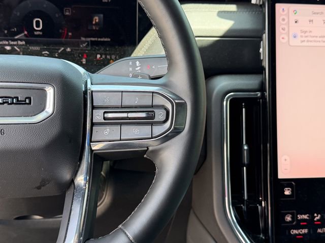 Used 2025 GMC Yukon XL Denali AWD/4WD image 11