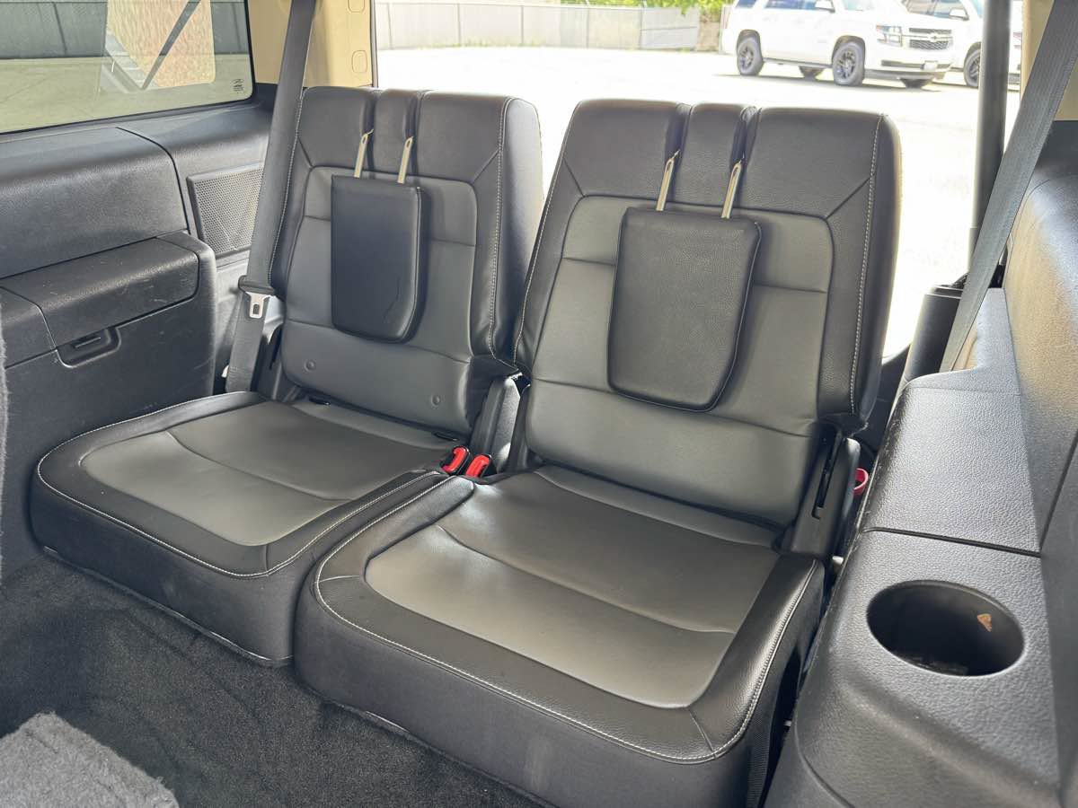 Used 2014 Ford Flex Limited w/ Appearance Package FWD image 22