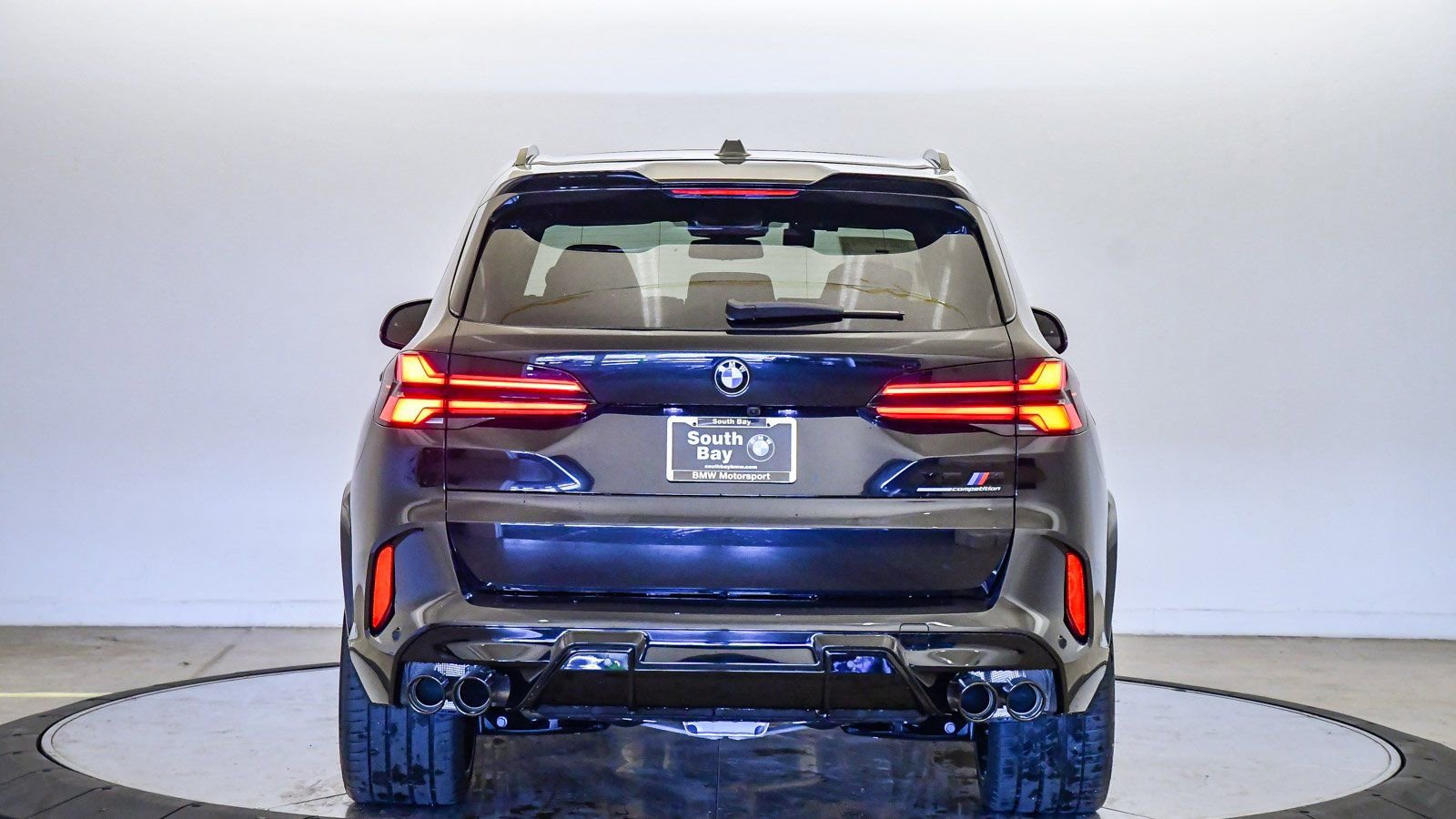 New 2026 BMW X5 M Competition w/ Executive Package image 3