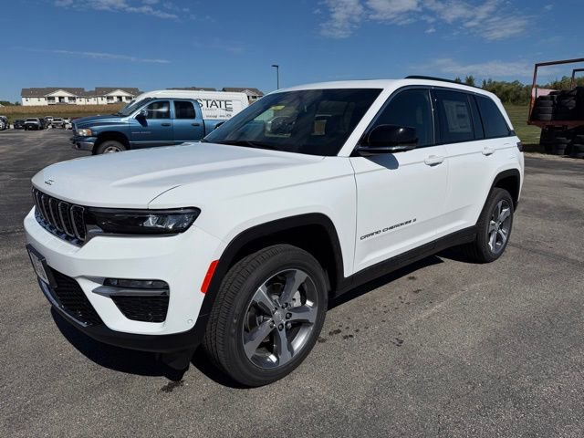 New 2025 Jeep Grand Cherokee Limited image 1