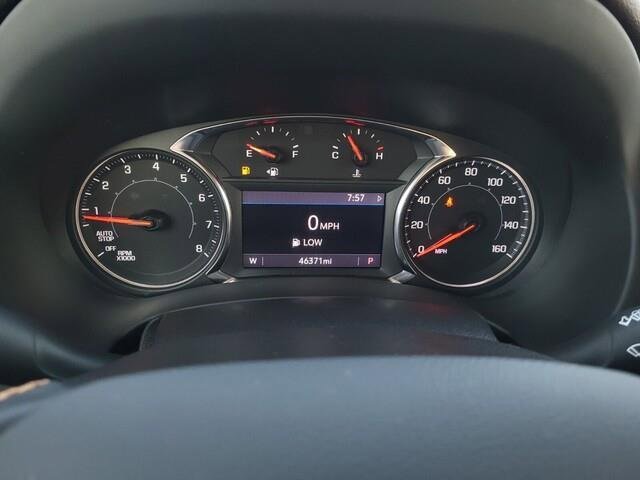 Used 2023 GMC Terrain AT4 image 31