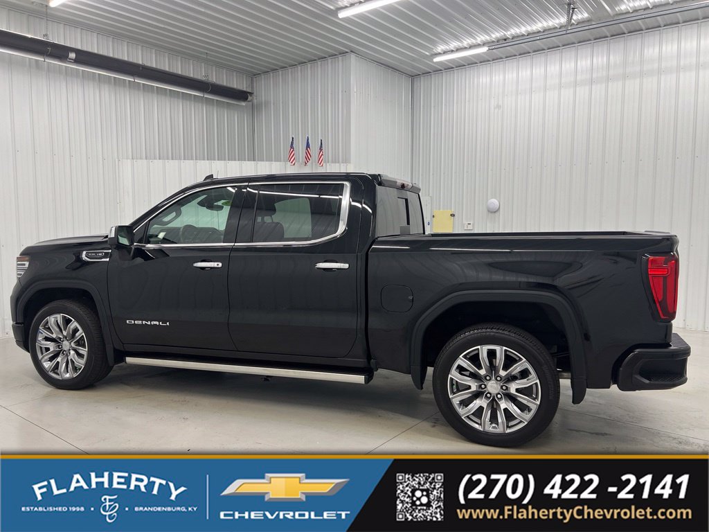 Used 2025 GMC Sierra 1500 Denali w/ Denali Reserve Package AWD/4WD image 5