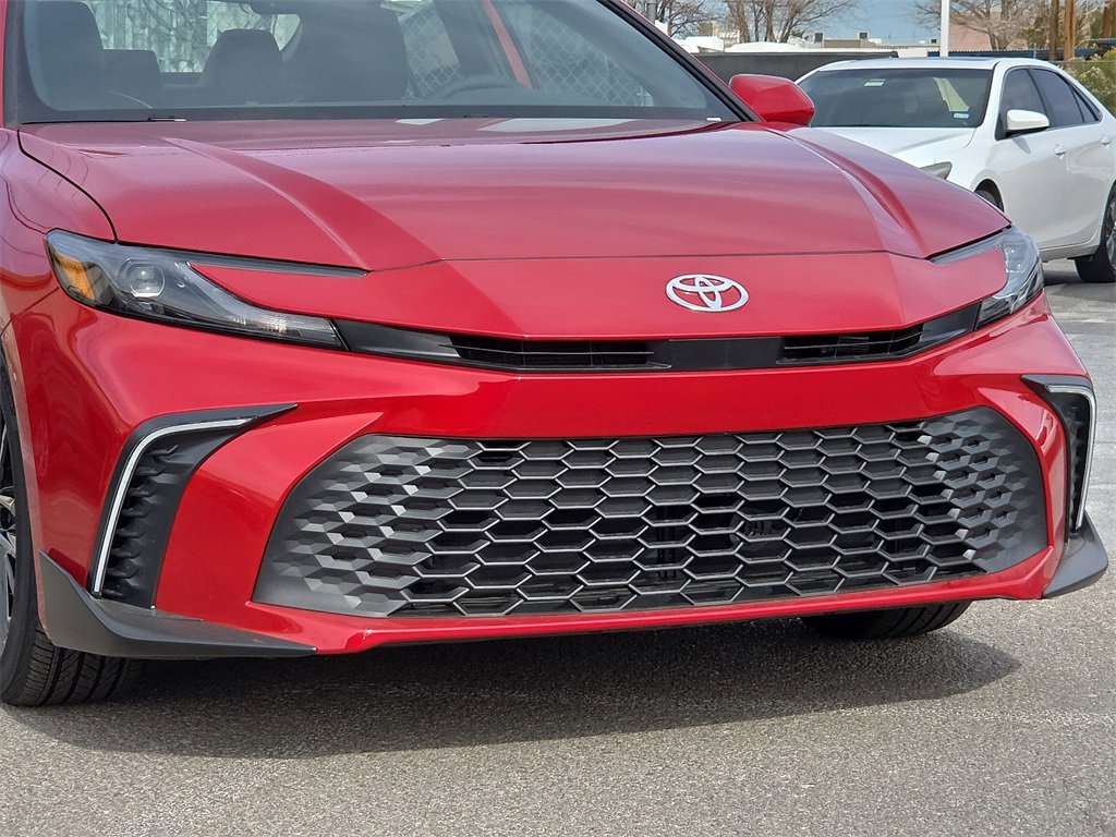 New 2026 Toyota Camry SE image 9