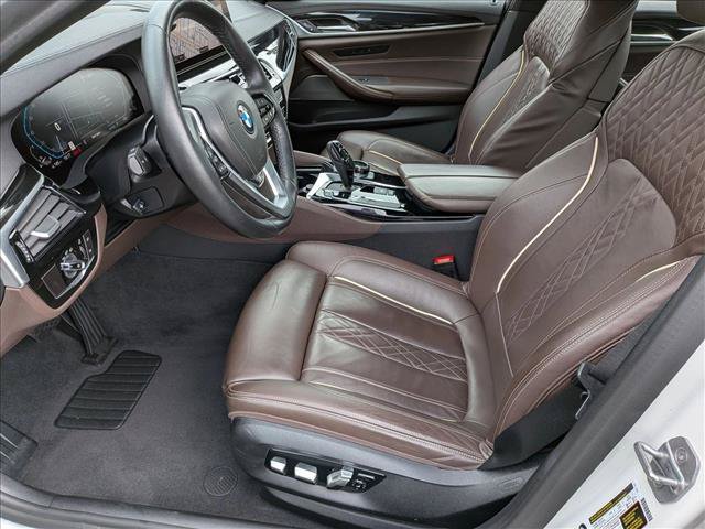 Used 2020 BMW 540i xDrive w/ Premium Package AWD/4WD image 16