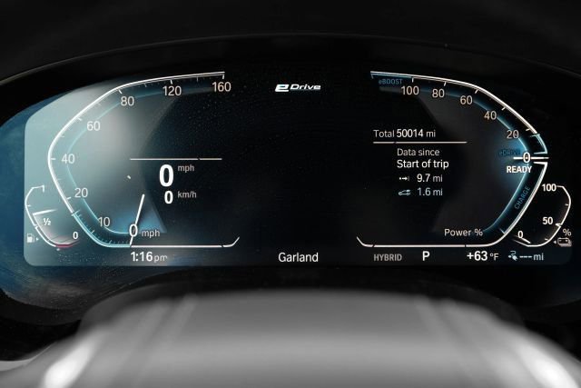 Used 2023 BMW 530e RWD image 29