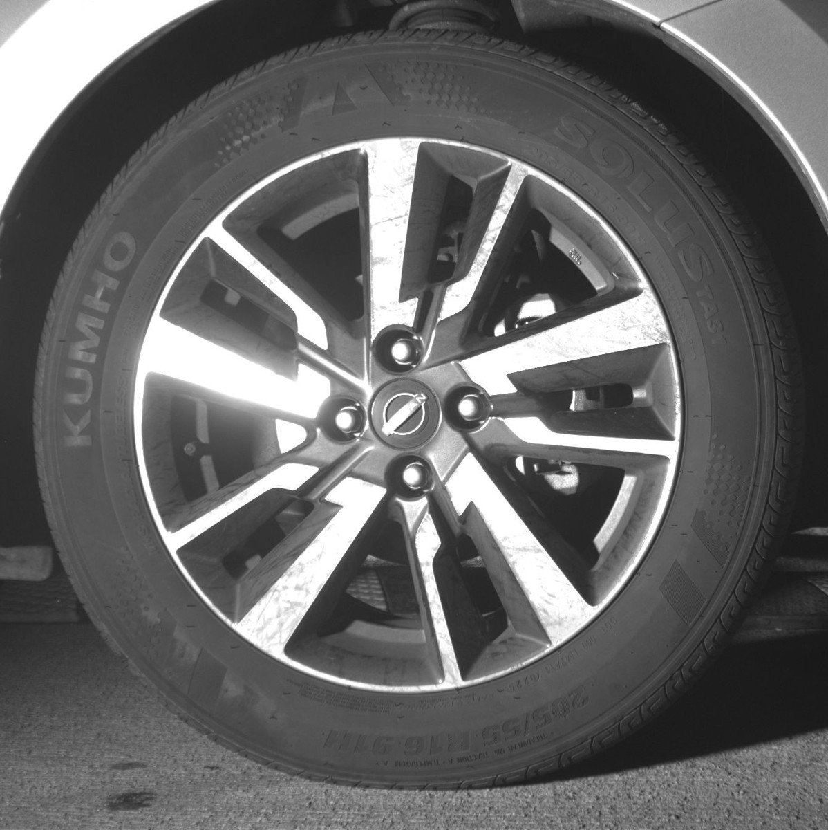 Used 2025 Nissan Versa SV image 13