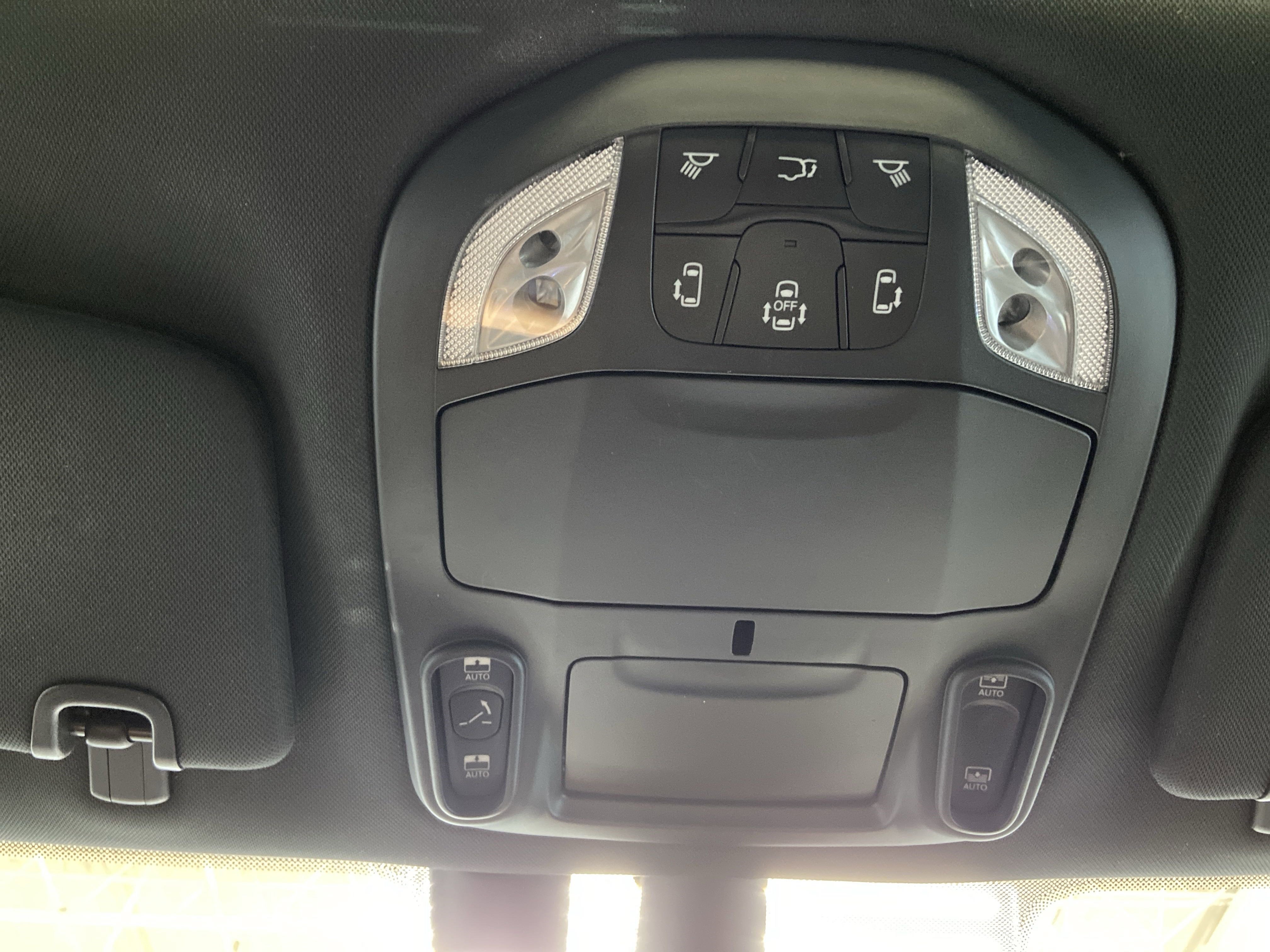 Used 2022 Chrysler Pacifica Limited w/ S Appearance Package image 25