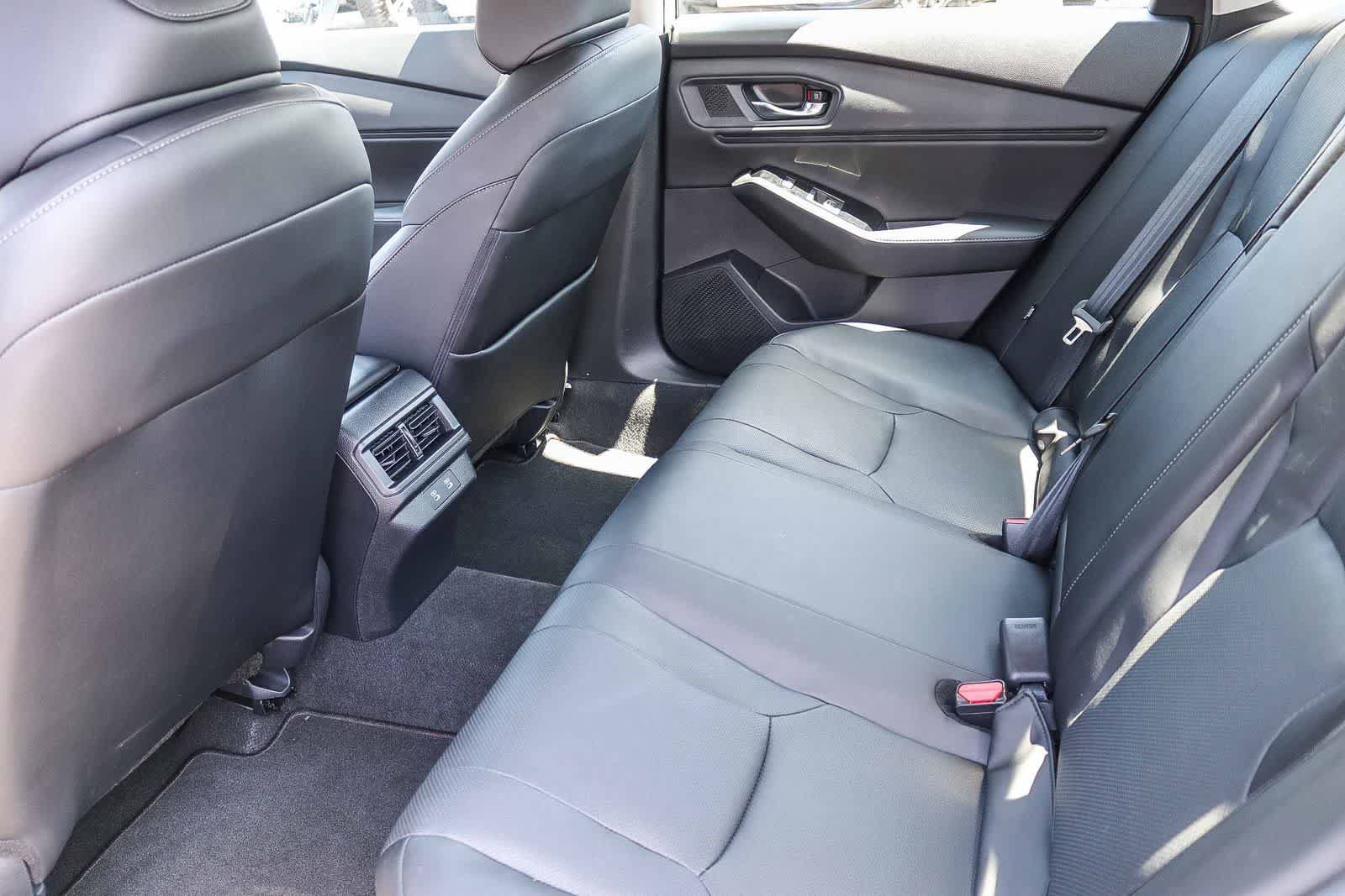 Used 2024 Honda Accord Touring image 18
