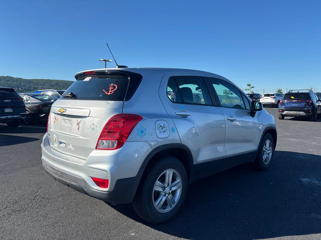 Used 2019 Chevrolet Trax LS FWD video 2