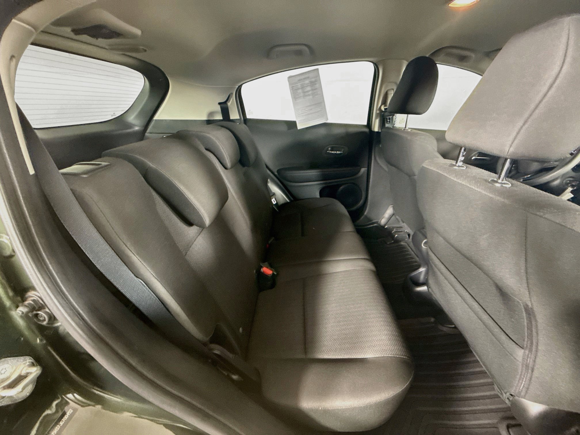 Used 2018 Honda HR-V LX image 32