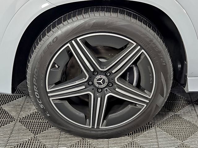 Used 2024 Mercedes-Benz GLE 450 4MATIC image 9