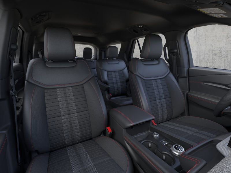 Used 2026 Ford Explorer ST-Line w/ ST-Line Street Pack image 10