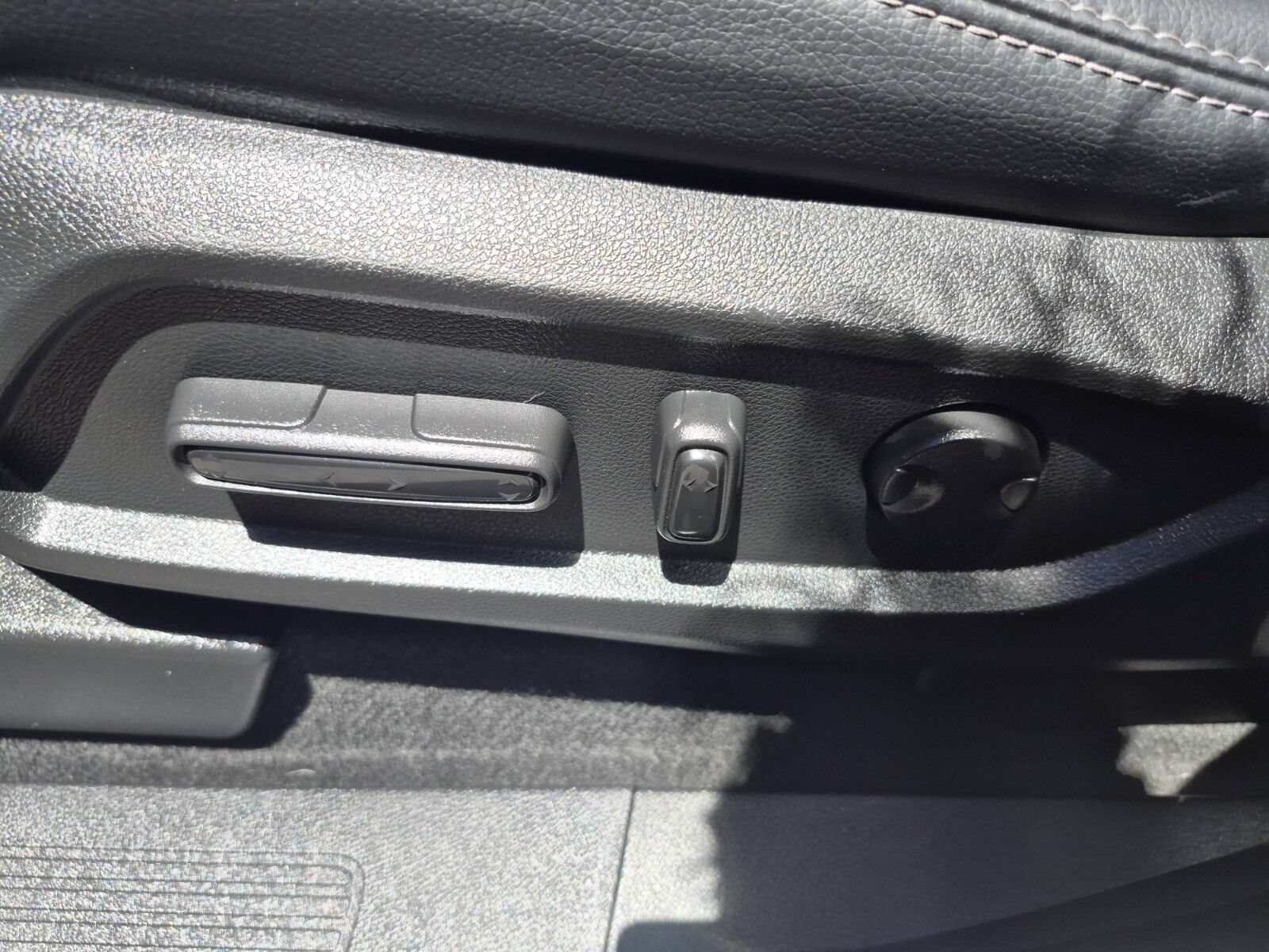 Certified 2025 Honda Pilot EX-L image 23