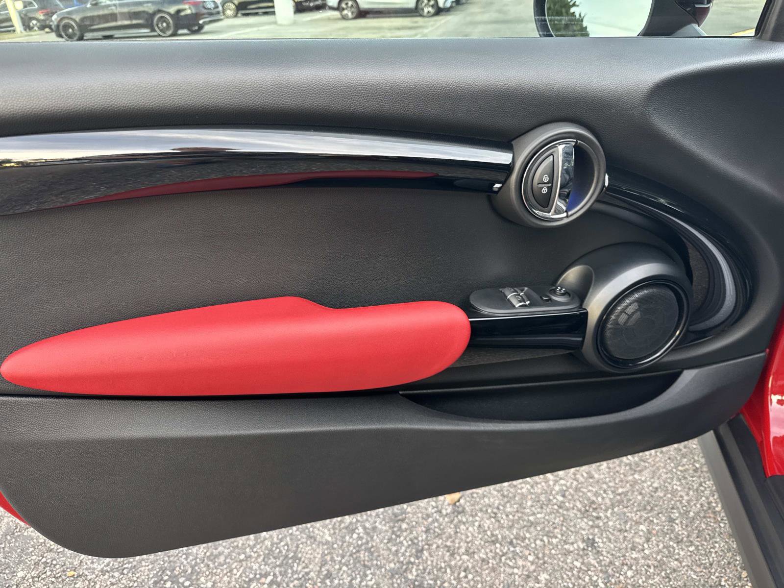 Used 2018 MINI Cooper S image 12