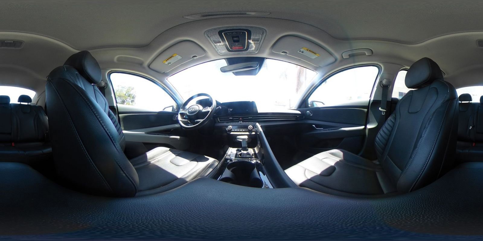 Used 2025 Hyundai Elantra Limited FWD image 45
