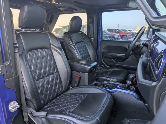 Used 2019 Jeep Wrangler Sport AWD/4WD image 14