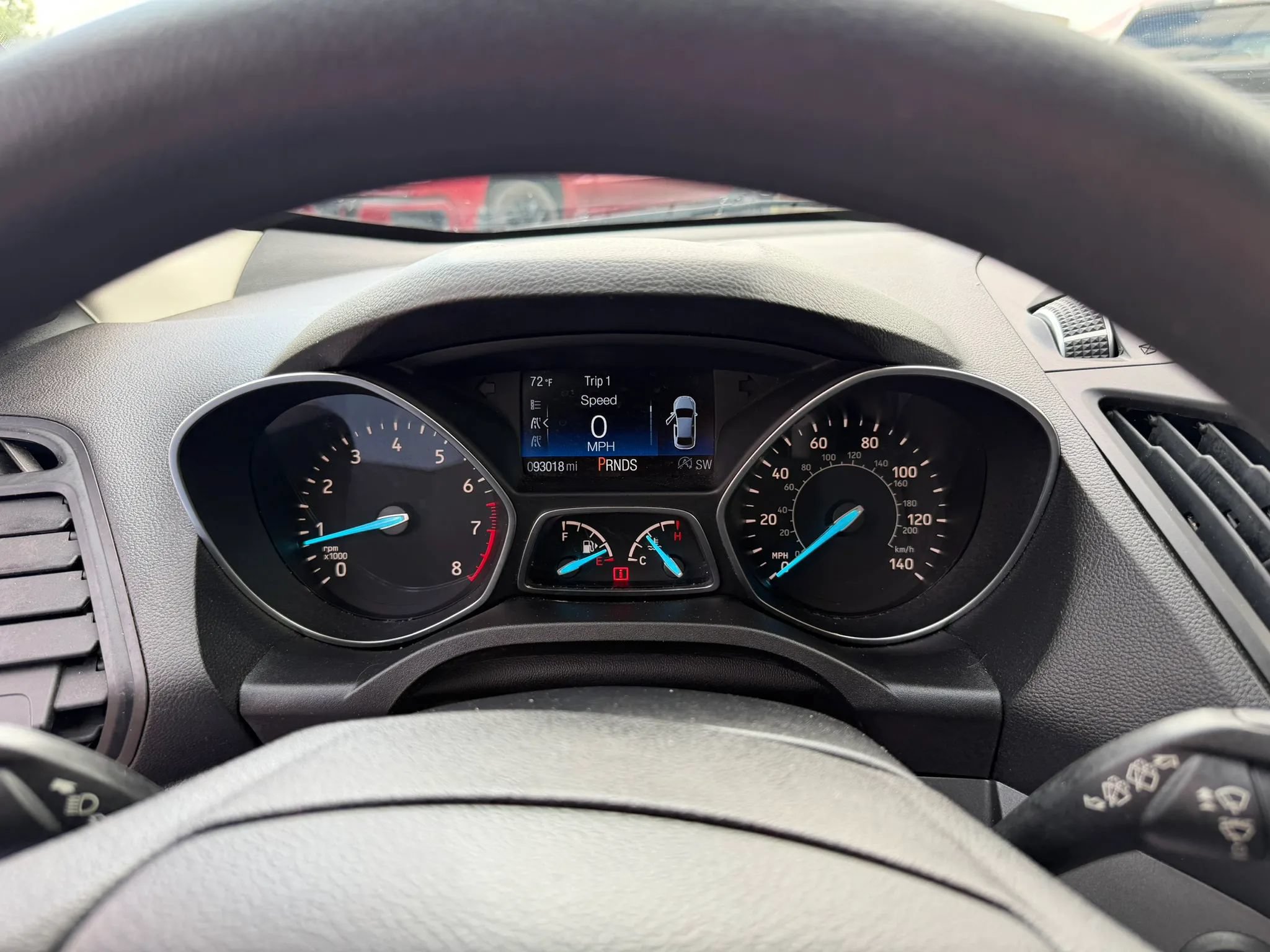 Used 2019 Ford Escape SE FWD image 16