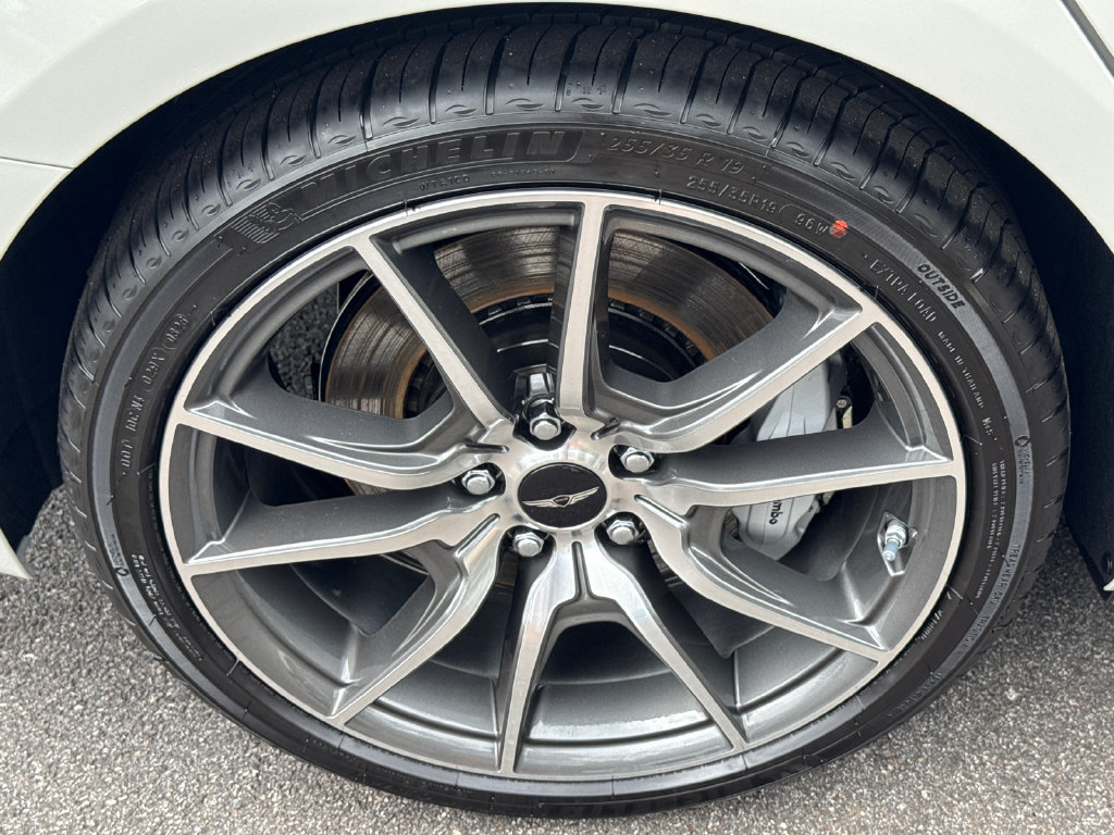 New 2026 Genesis G70 2.5T RWD image 17