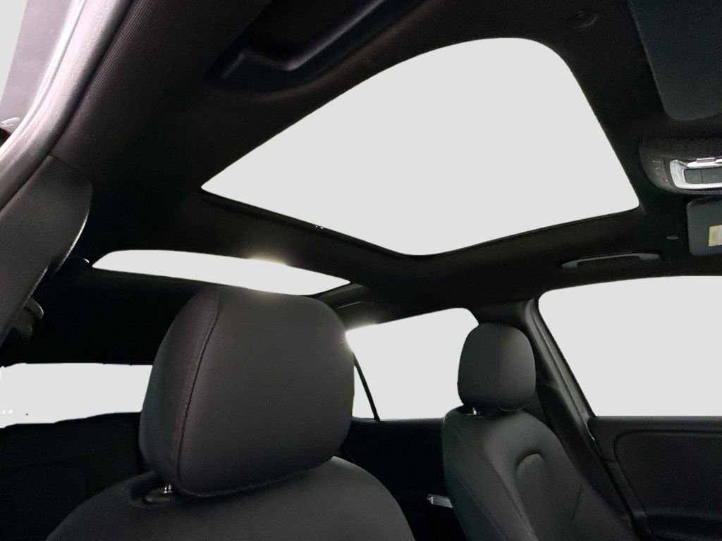 Certified 2026 Mercedes-Benz GLB 250 image 18