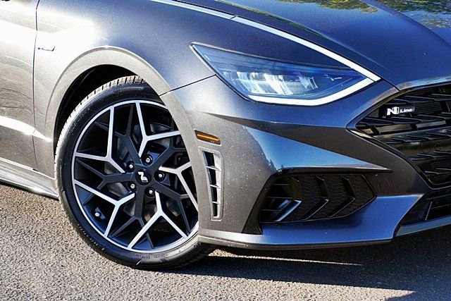 Certified 2021 Hyundai Sonata N Line image 4