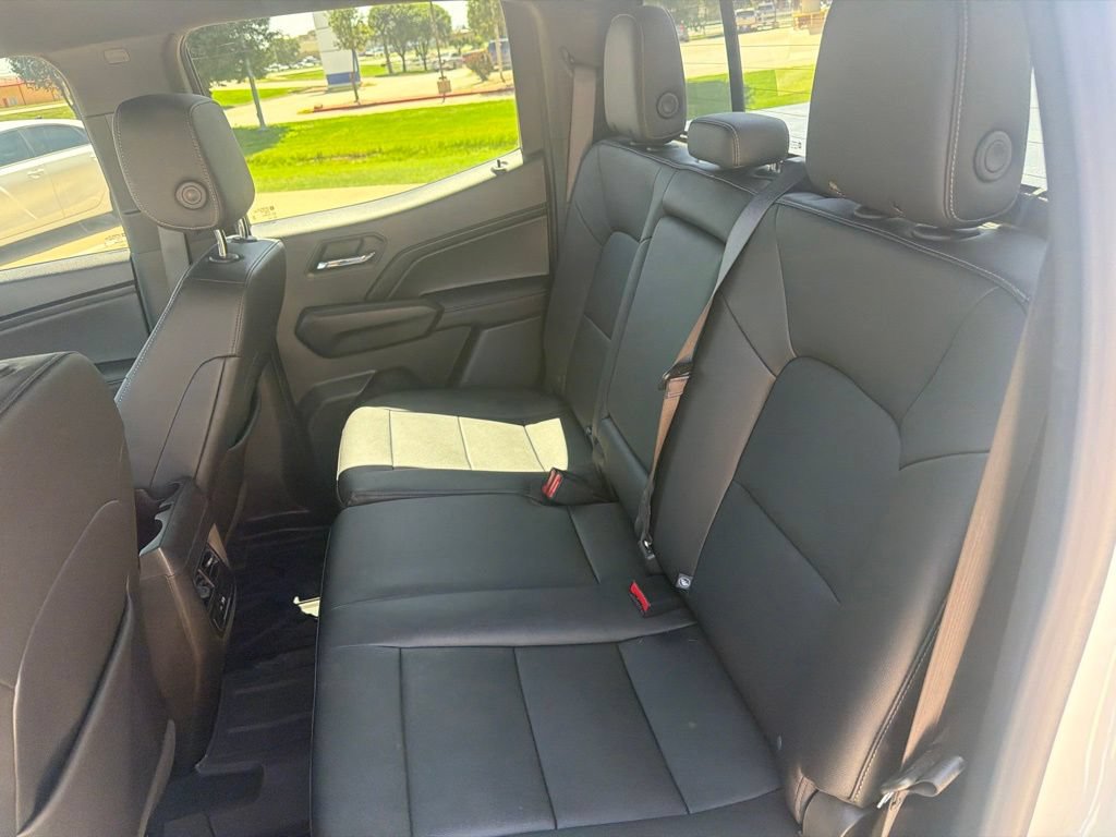 Used 2023 GMC Canyon Elevation w/ Elevation Premium Package AWD/4WD image 38