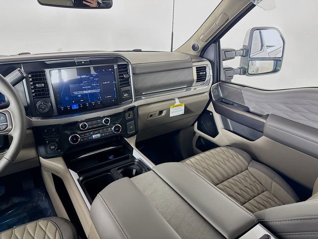 New 2026 Ford F450 Platinum w/ Platinum Plus Package image 25