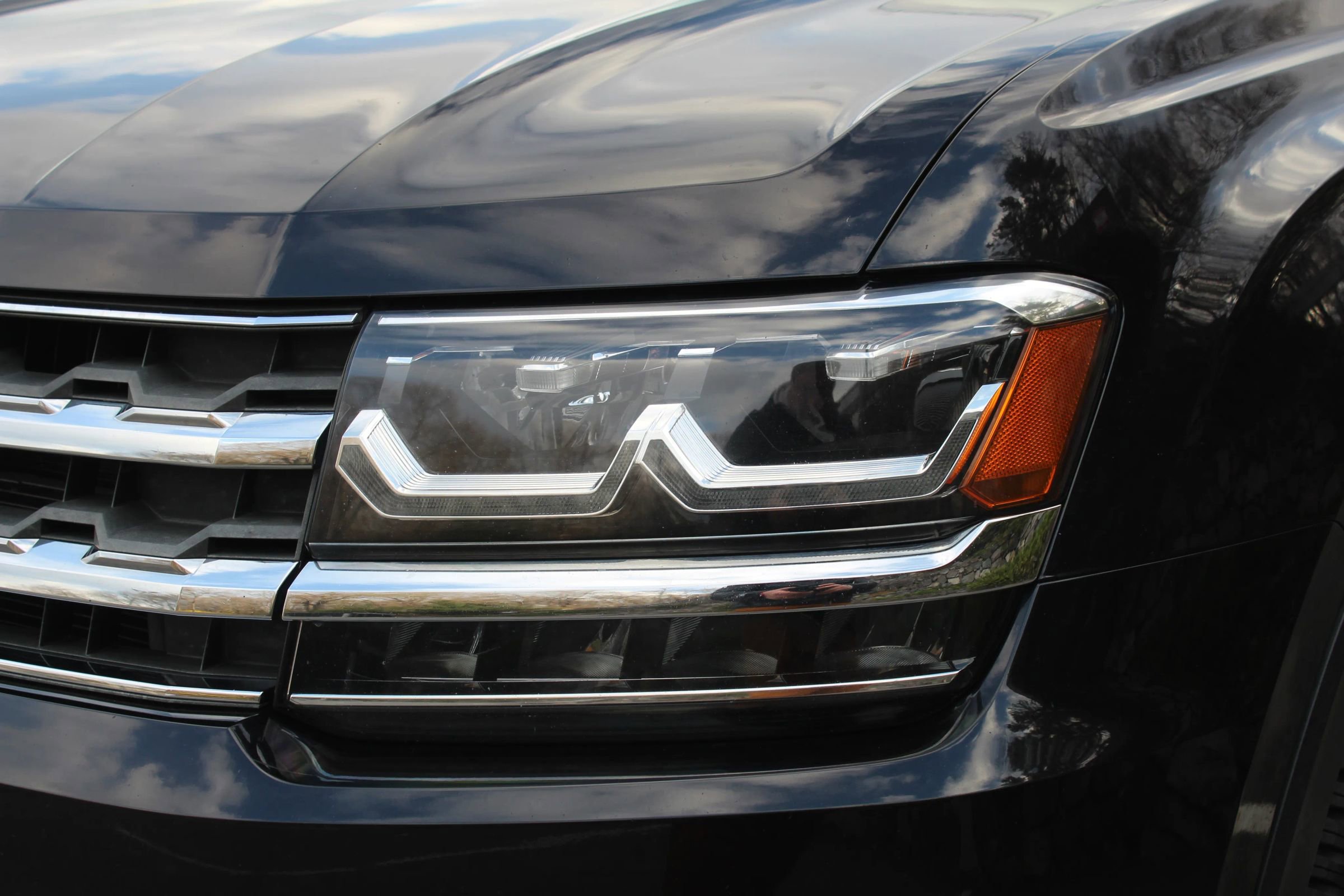 Used 2018 Volkswagen Atlas SE AWD/4WD image 36